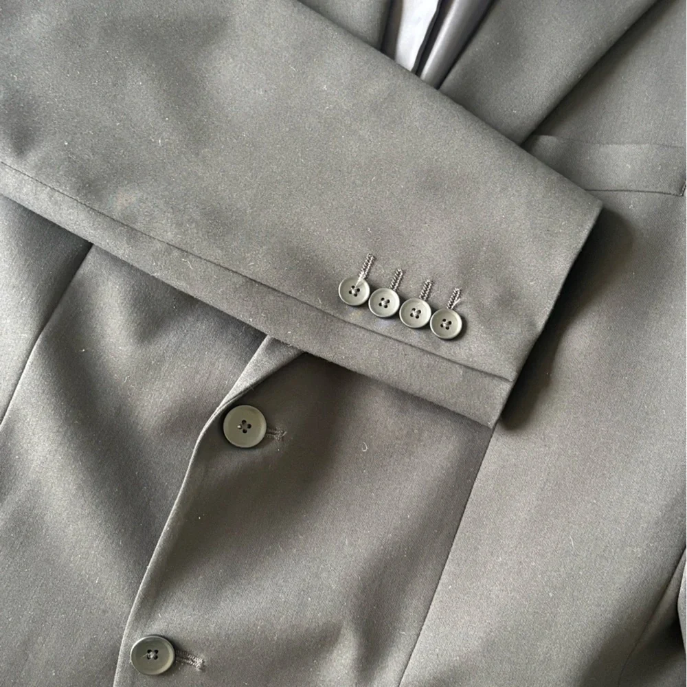 Zara Men's Navy Blazer Size 42R